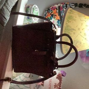 Med size cross body bag